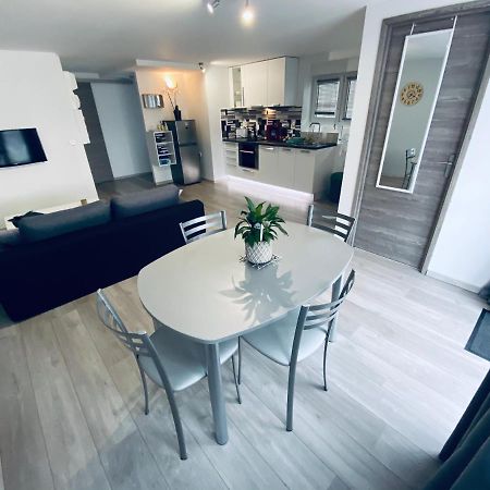 Toul Appartement Entier Avec Parking Prive Au Calme Cosy A Etage Avec Balcon Dış mekan fotoğraf