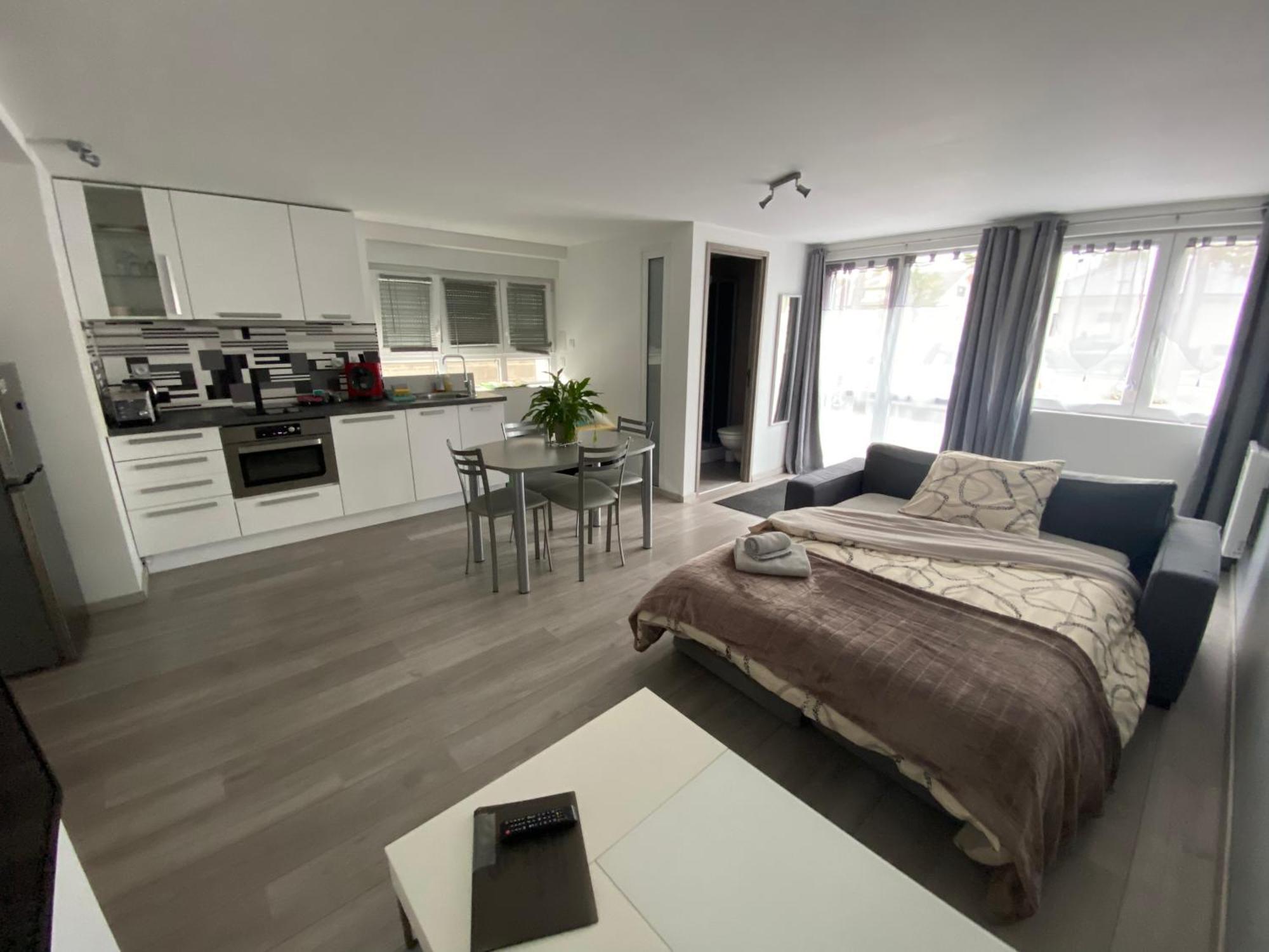 Toul Appartement Entier Avec Parking Prive Au Calme Cosy A Etage Avec Balcon Dış mekan fotoğraf